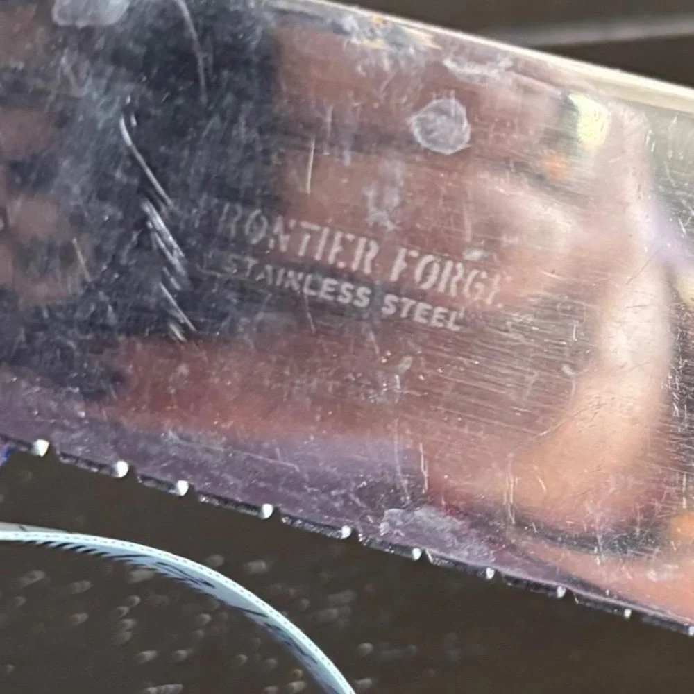 Frontier Forge | Cake Server Stainless Steel Serrated Edge‎ Amber Handle Vintage